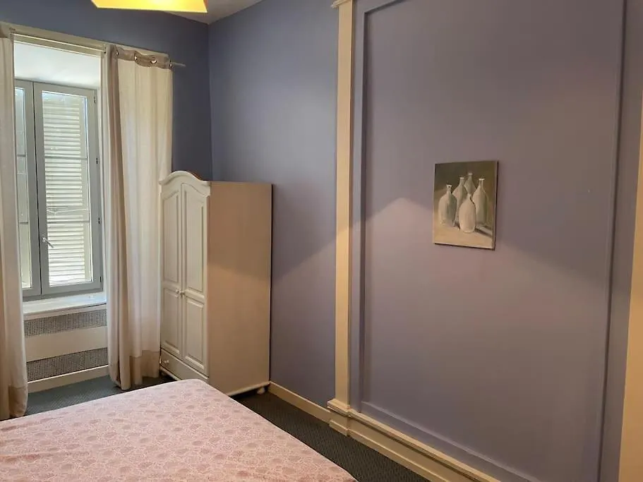 Belle Et Confortable Demeure Du XVII Eme Siecle Champagnac  France